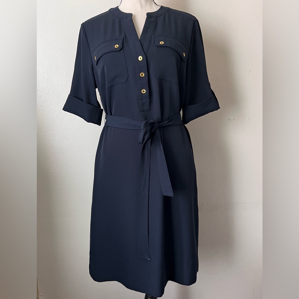 Pop-Over Button Up Knee Length Dress With Roll Tab Sleeves & Tie Belt Size 6